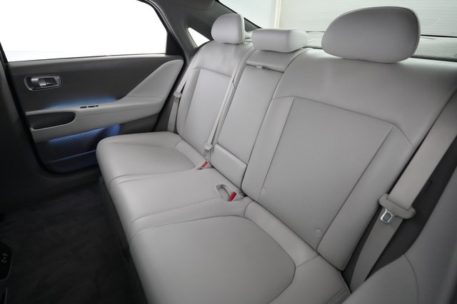 2024 Hyundai IONIQ 6 — photo 19 of 24