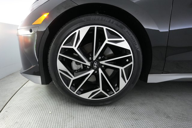 2024 Hyundai IONIQ 6 — photo 15 of 24
