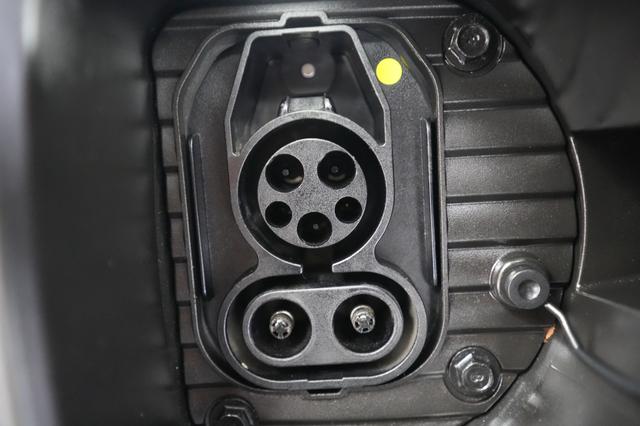 2024 Hyundai IONIQ 6 — photo 8 of 24