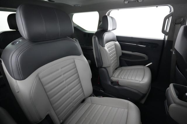 2024 Kia EV9 — photo 4 of 23