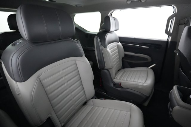 2024 Kia EV9 — photo 4 of 23