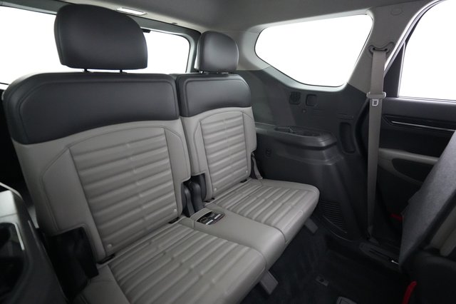 2024 Kia EV9 — photo 21 of 23