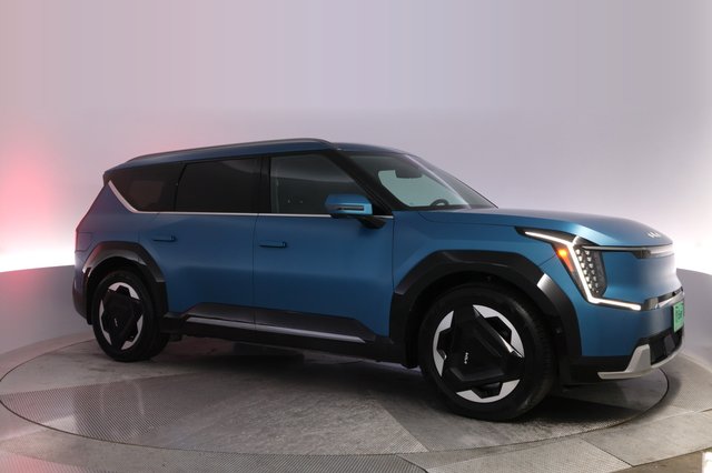 2024 Kia EV9 — photo 11 of 29