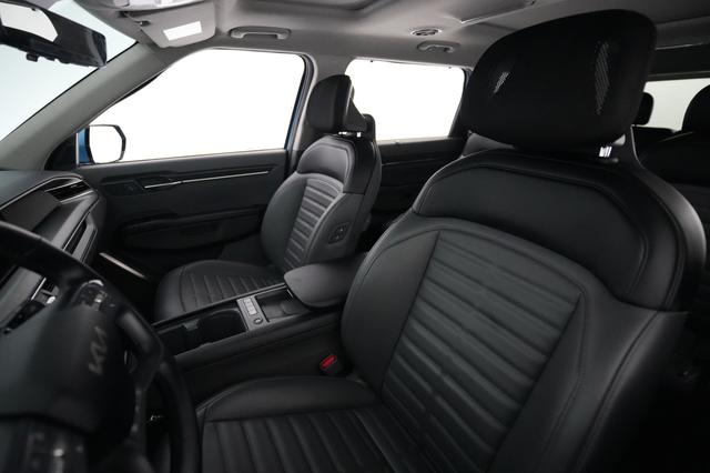 2024 Kia EV9 — photo 3 of 29