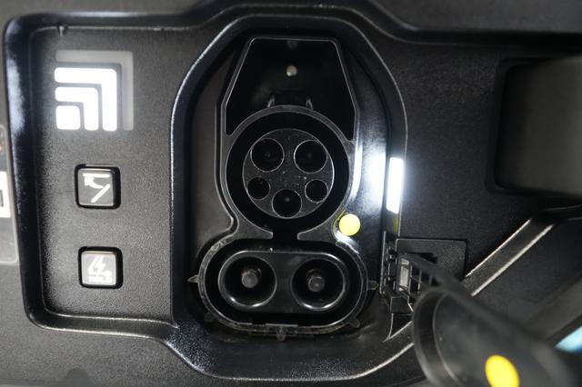 2024 Kia EV9 — photo 8 of 29