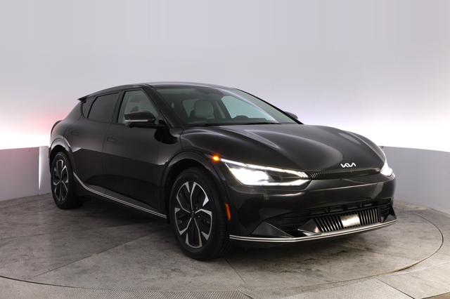 2024 Kia EV6 — photo 10 of 24