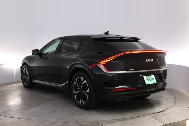2024 Kia EV6 — photo 13 of 24