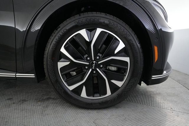 2024 Kia EV6 — photo 16 of 24