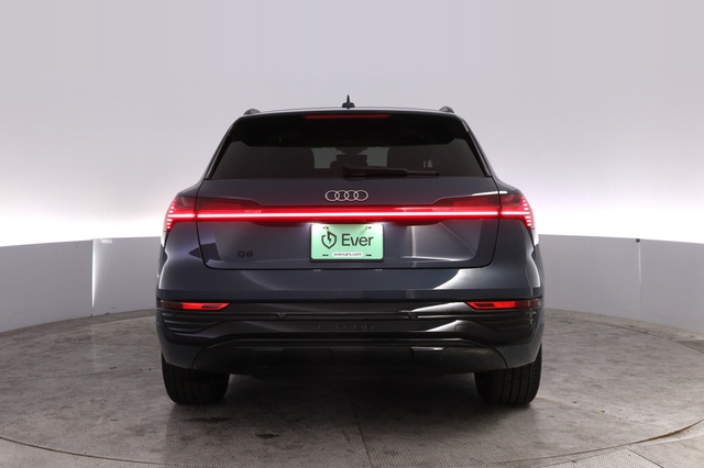 2024 Audi Q8 e-tron