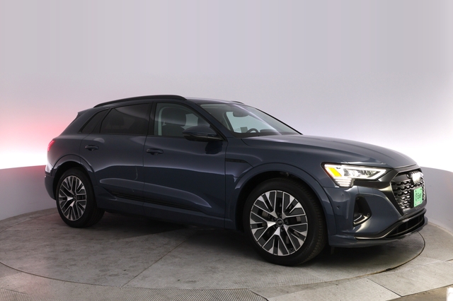 2024 Audi Q8 e-tron