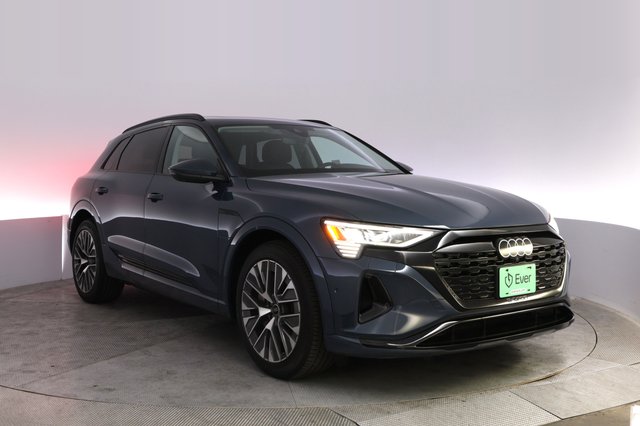 2024 Audi Q8 e-tron — photo 10 of 23
