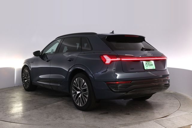 2024 Audi Q8 e-tron