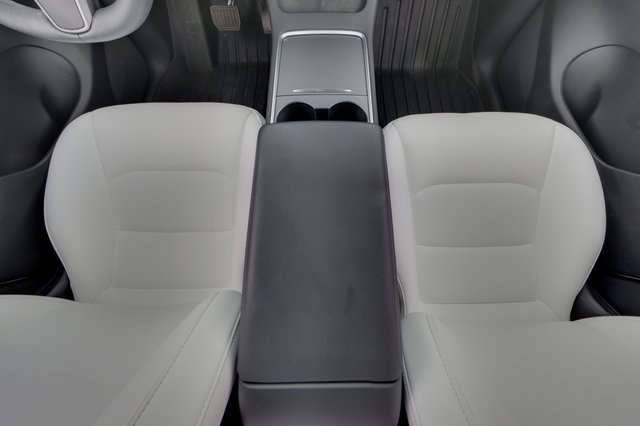 2021 Tesla Model Y — photo 19 of 21