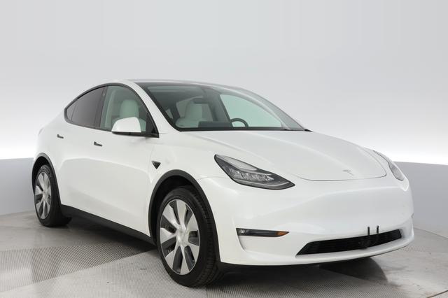 2021 Tesla Model Y — photo 9 of 21