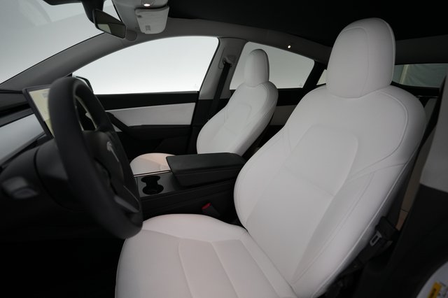 2021 Tesla Model Y — photo 3 of 21