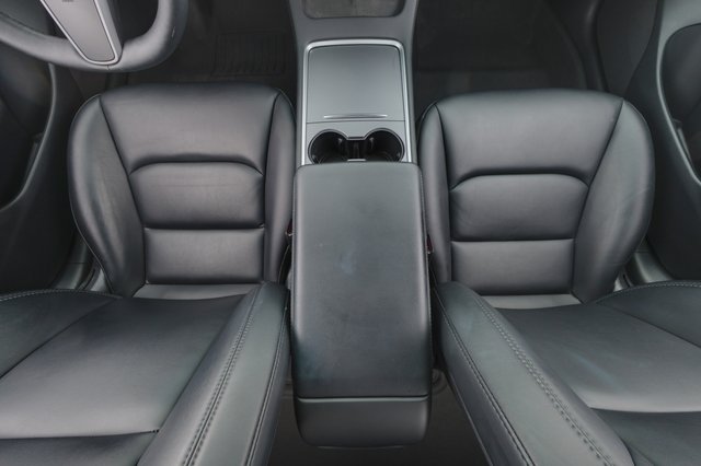 2023 Tesla Model 3 — photo 20 of 23