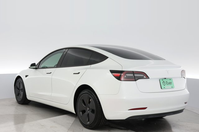 2023 Tesla Model 3 — photo 11 of 23