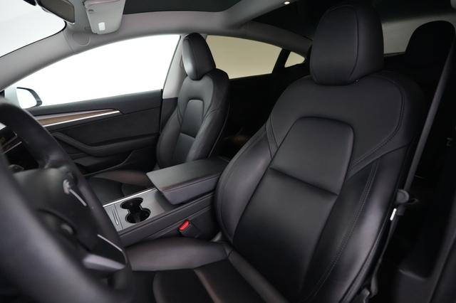2023 Tesla Model 3 — photo 3 of 23