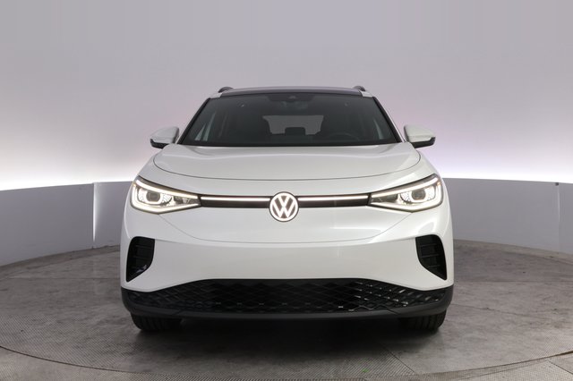 2023 Volkswagen ID.4 — photo 9 of 23