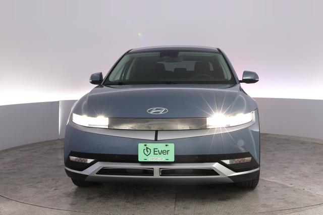 2024 Hyundai IONIQ 5 — photo 9 of 21