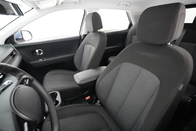 2024 Hyundai IONIQ 5 — photo 3 of 21