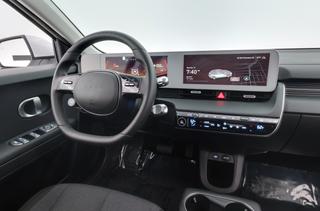 2024 Hyundai IONIQ 5 — photo 3 of 34