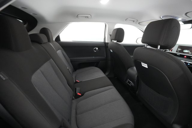 2024 Hyundai IONIQ 5 — photo 4 of 34