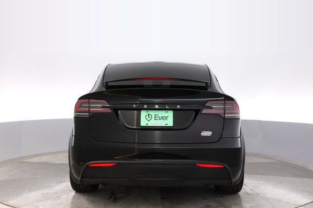 2023 Tesla Model X — photo 12 of 23