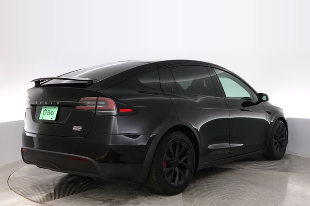 2023 Tesla Model X — photo 2 of 23