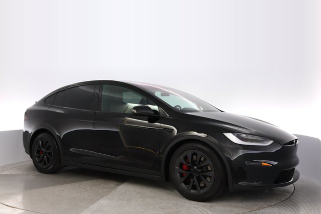 2023 Tesla Model X — photo 11 of 23