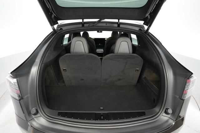 2023 Tesla Model X — photo 6 of 23