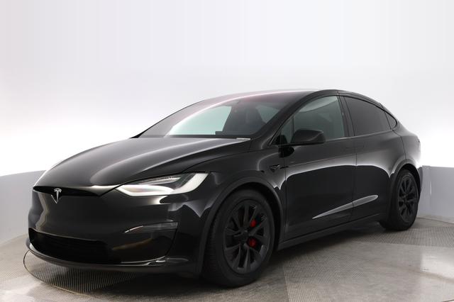 2023 Tesla Model X — VIN 7SAXCBE63PF402589