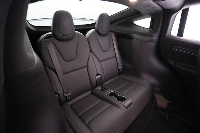 2023 Tesla Model X — photo 21 of 23