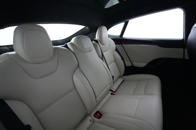 2023 Tesla Model S — photo 4 of 25