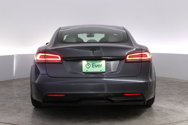 2023 Tesla Model S — photo 12 of 25