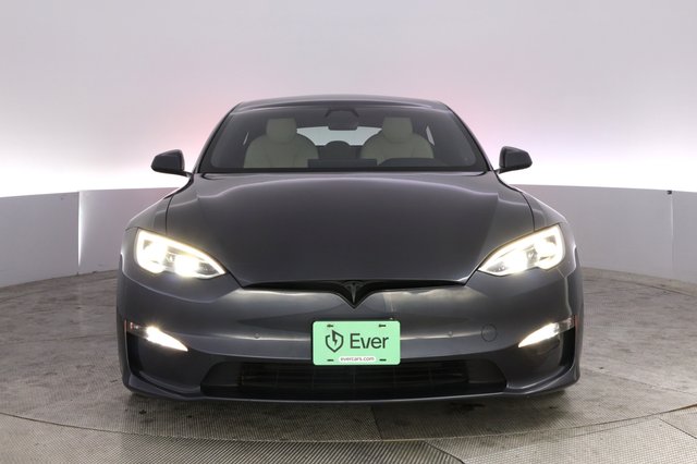 2023 Tesla Model S — photo 9 of 25