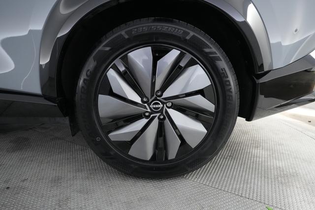 2023 Nissan Ariya — photo 7 of 24