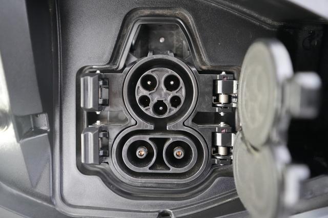 2023 Nissan Ariya — photo 8 of 24