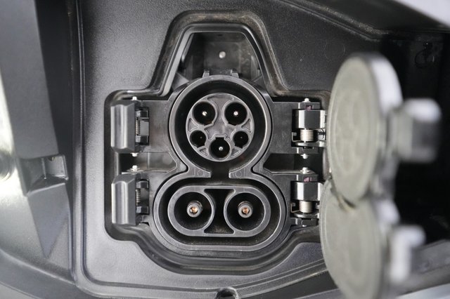 2023 Nissan Ariya — photo 8 of 24