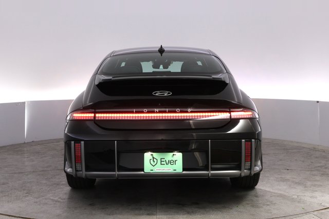 2023 Hyundai IONIQ 6 — photo 12 of 24