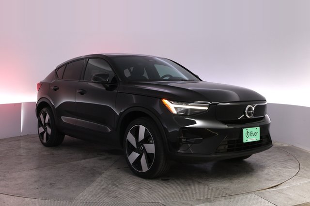 2023 Volvo C40 Recharge — photo 10 of 23