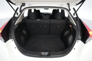 2024 Nissan LEAF — photo 6 of 23