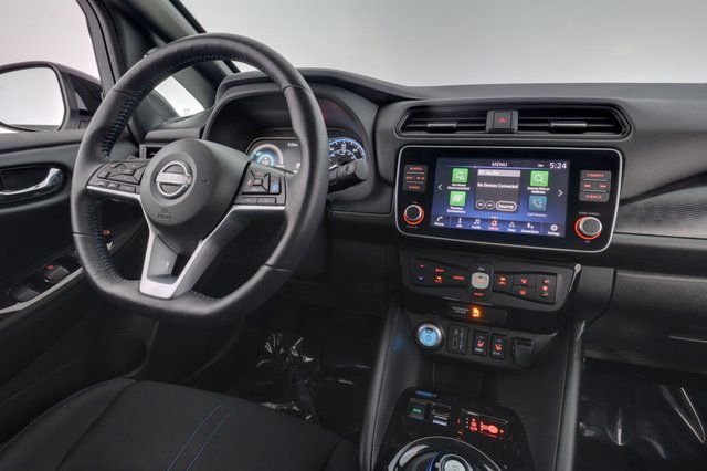 2024 Nissan LEAF — photo 20 of 23
