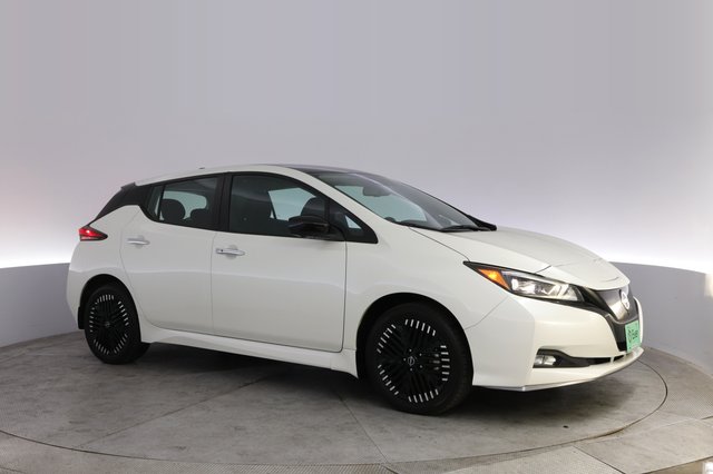 2024 Nissan LEAF — photo 11 of 23