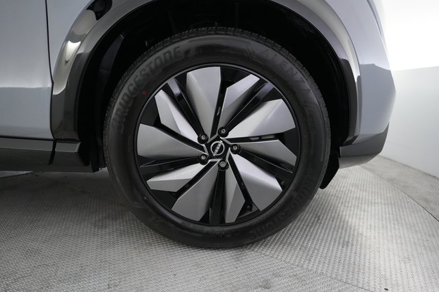 2024 Nissan Ariya — photo 16 of 23