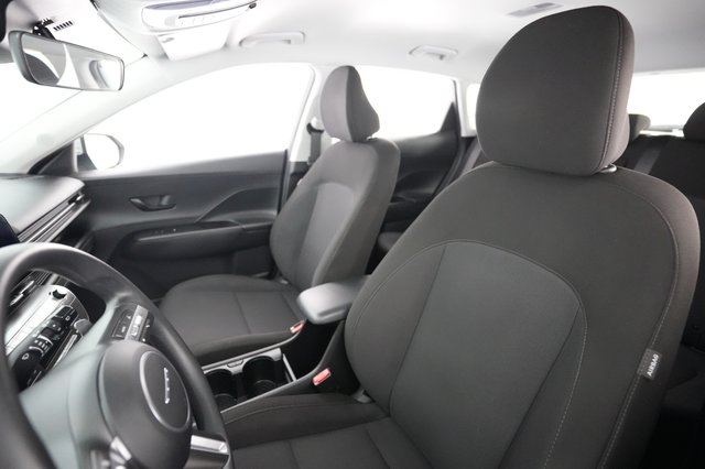 2024 Hyundai Kona Electric — photo 3 of 24