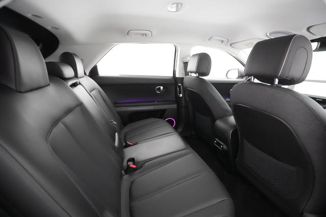 2023 Hyundai IONIQ 5 — photo 4 of 29
