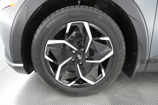 2023 Hyundai IONIQ 5 — photo 14 of 29