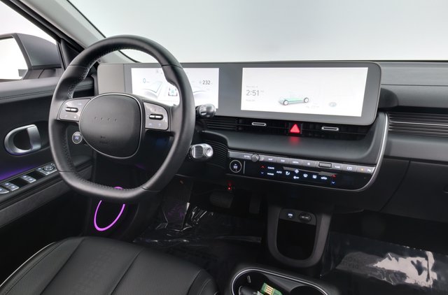 2023 Hyundai IONIQ 5 — photo 3 of 29