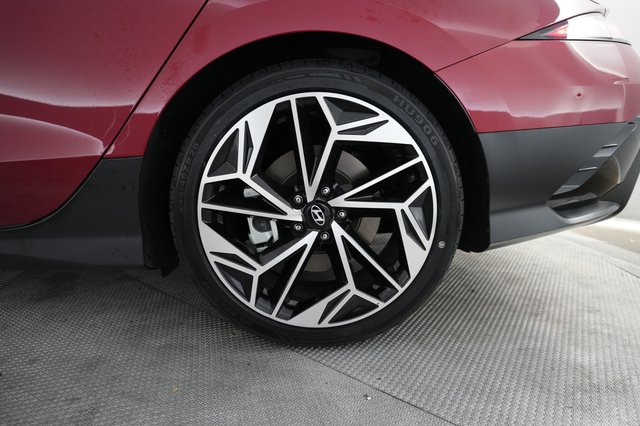2024 Hyundai IONIQ 6 — photo 15 of 24